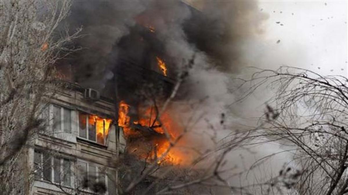 One dead, several missing in gas blast at Russia apartment block